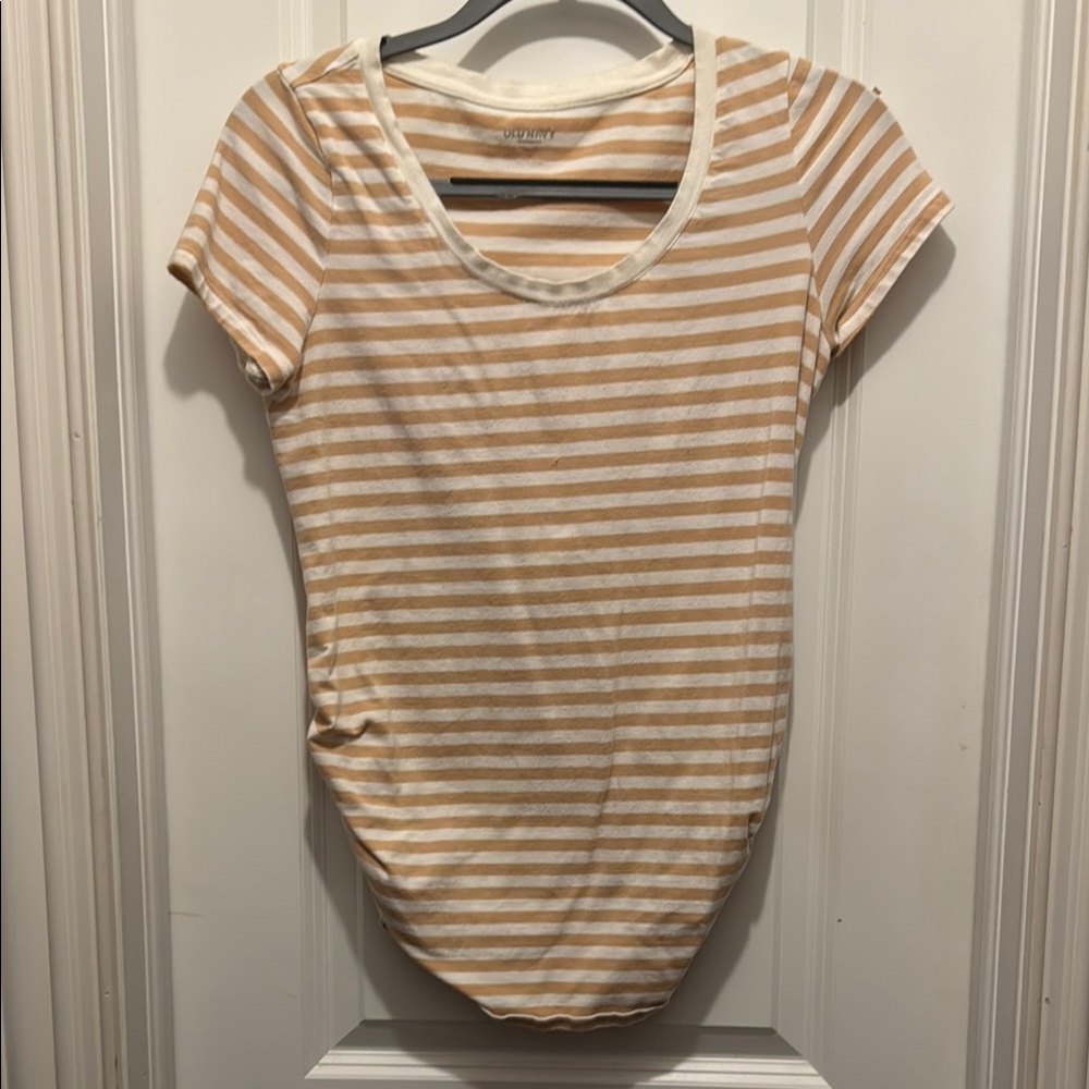 Old Navy Maternity Fitted Ruched Short Sleeve Tee